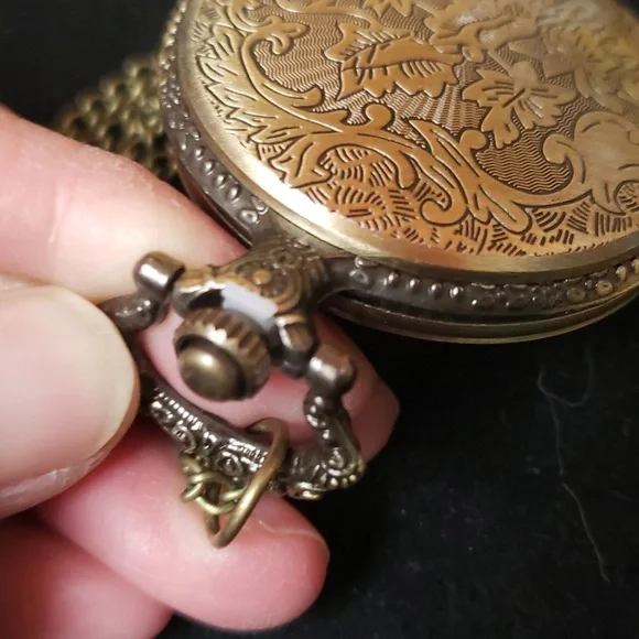 ❤️3/$30 - NBC pocket watch - Picture 7 of 10
